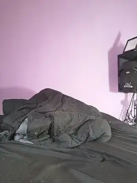 lilpervertgirl webcam