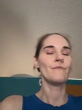 lolabunny9 (F milf) - Happy new year