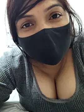 Webcam Model (illay_love)  is live.Free join now!