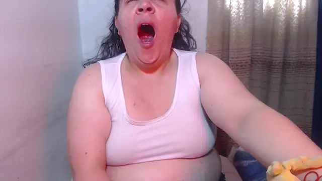 agathamiller01 webcam