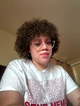 QueenNuttCollector webcam