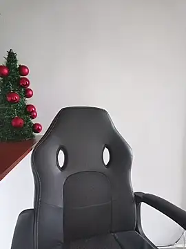 lilpervertgirl webcam