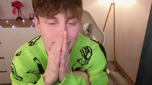 crisp1n (M young) - cum show