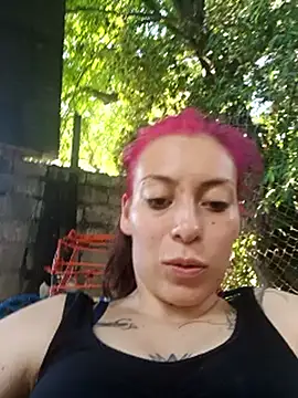 tefannyy_ (G young) - Show tits in public