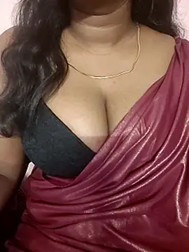 Webcam Model (Keerthee_) is live