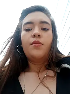 Webcam Model (miss_berlyn) is live