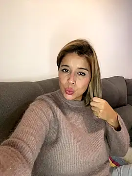 SolcitaCandiii webcam