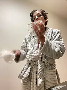 Piggiteablacktea webcam