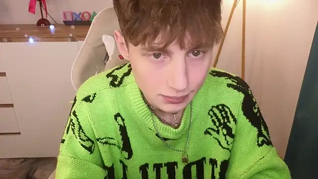 crisp1n (M young) - cum show