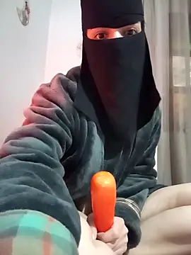 milan-88 (F milf) - خيار طيييز🥒🫦🔥