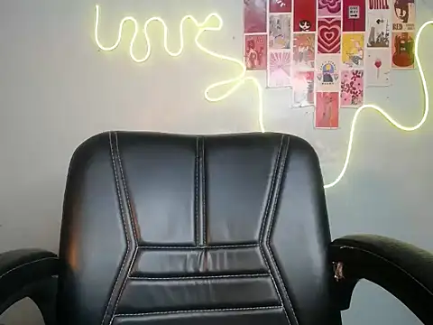 kiara_1122 (F teen) - TEASING