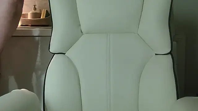 wildjohn_xx (Ask my age) - Massive camshow