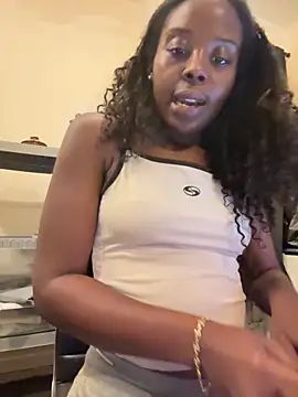 choclatepeaach webcam