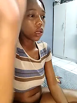 Sweet_nicole98 webcam