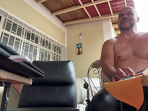 neil_and_isaac - Neil_and_isaac's free webcam