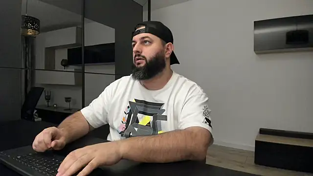 dravenpeak (Ask my age) - 👑