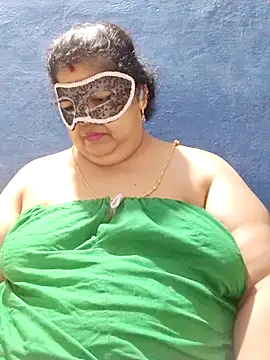 tamilthanushri webcam