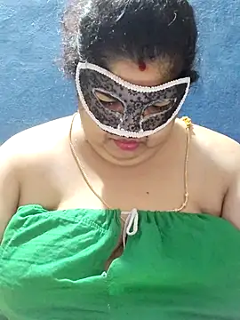 tamilthanushri webcam