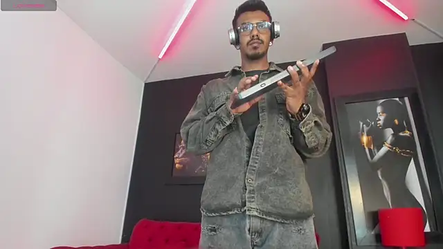 latinmoster_boss (M young) - Soles play