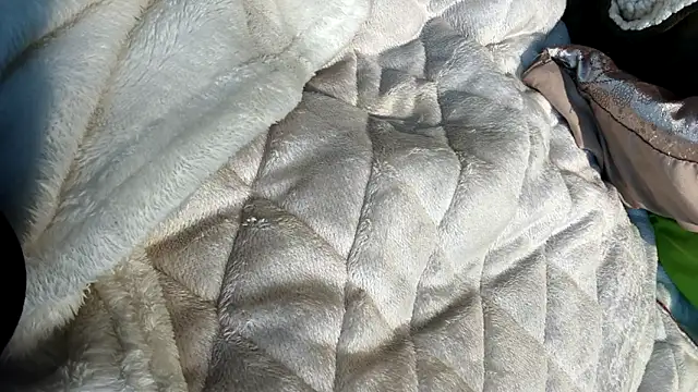 AngelwithEcup webcam