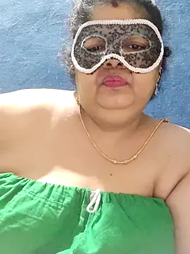 tamilthanushri webcam