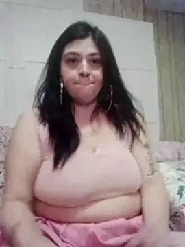 kriztal_pretty webcam