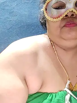 tamilthanushri webcam