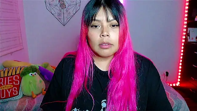 EllieMoonX webcam