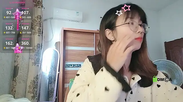 美女Lili_666在线直播