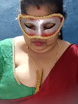 tamilthanushri webcam