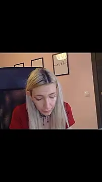 BarbieBlondieGirl webcam