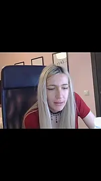 BarbieBlondieGirl webcam