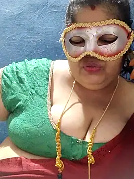 tamilthanushri webcam