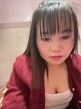 Webcam Model (One-two22)  is live.Free join now!