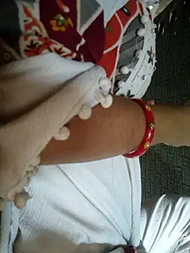 LOVELYKAJALBHABHI webcam