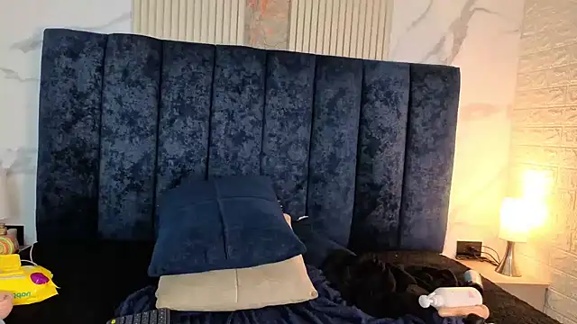 angel__red_ - Angel__red_'s free webcam