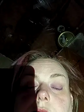 painprincess929 - PainPrincess929's free webcam - UK Sex Cams