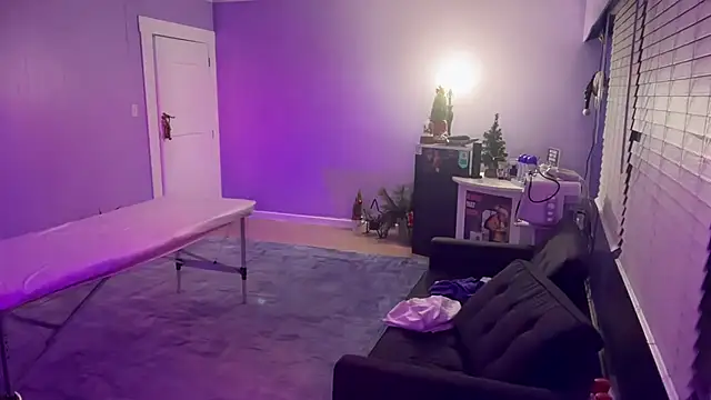 GymBoyVan live cam screenshot males on Clip20 – Short Porn Clips & Live Cams