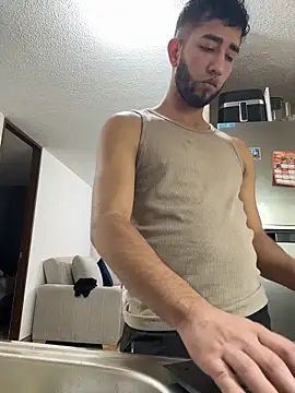 liam_bronw (M young) - Show Dick