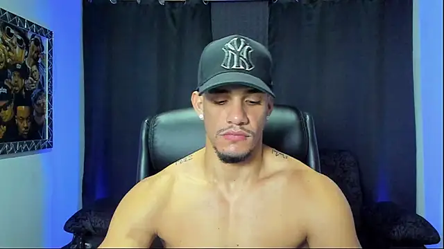 jhonnysnow17 (M young) - big load in public