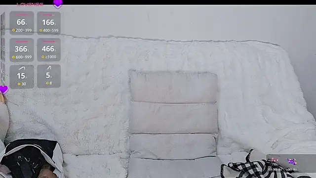 美女hyp0crite在线直播