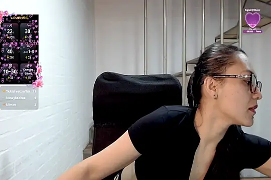 Jessie_Desire webcam