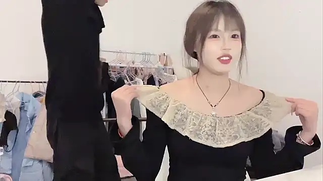 美女zhouzhou_YC在线直播