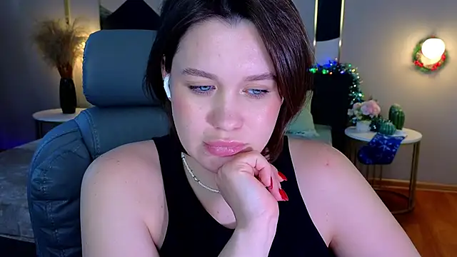 katy__moonj webcam