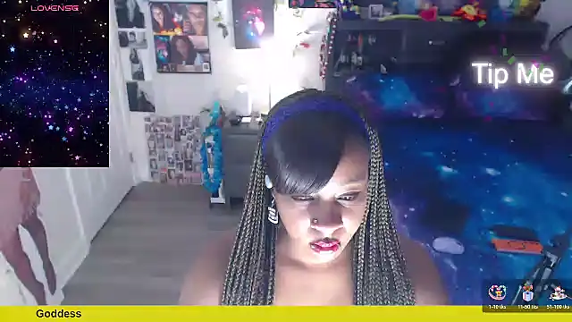 CosmicDream143 webcam