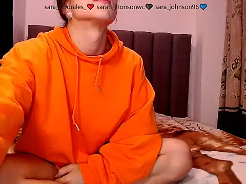 saara_johnson496 webcam