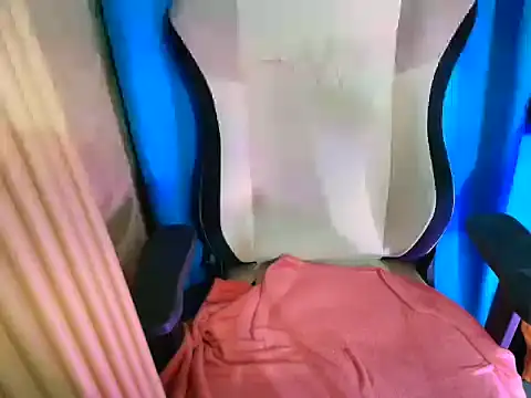 MissFlammaraa webcam