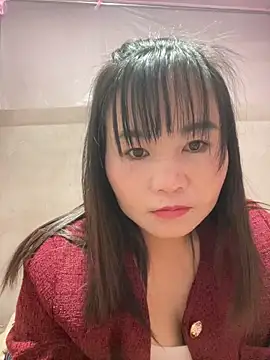 Webcam Model (One-two22)  is live.Free join now!