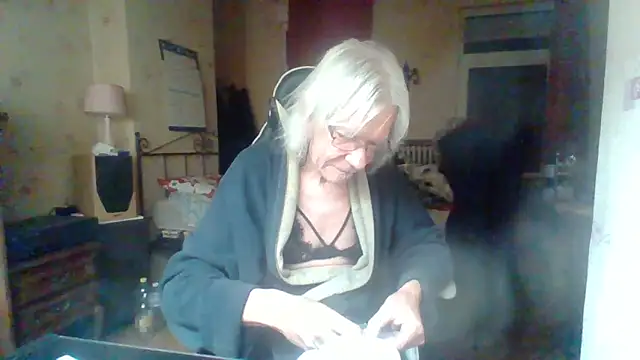 rosanetrav - Rosanetrav's free webcam