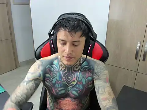 chrissblack (M young) - It is a first goal.